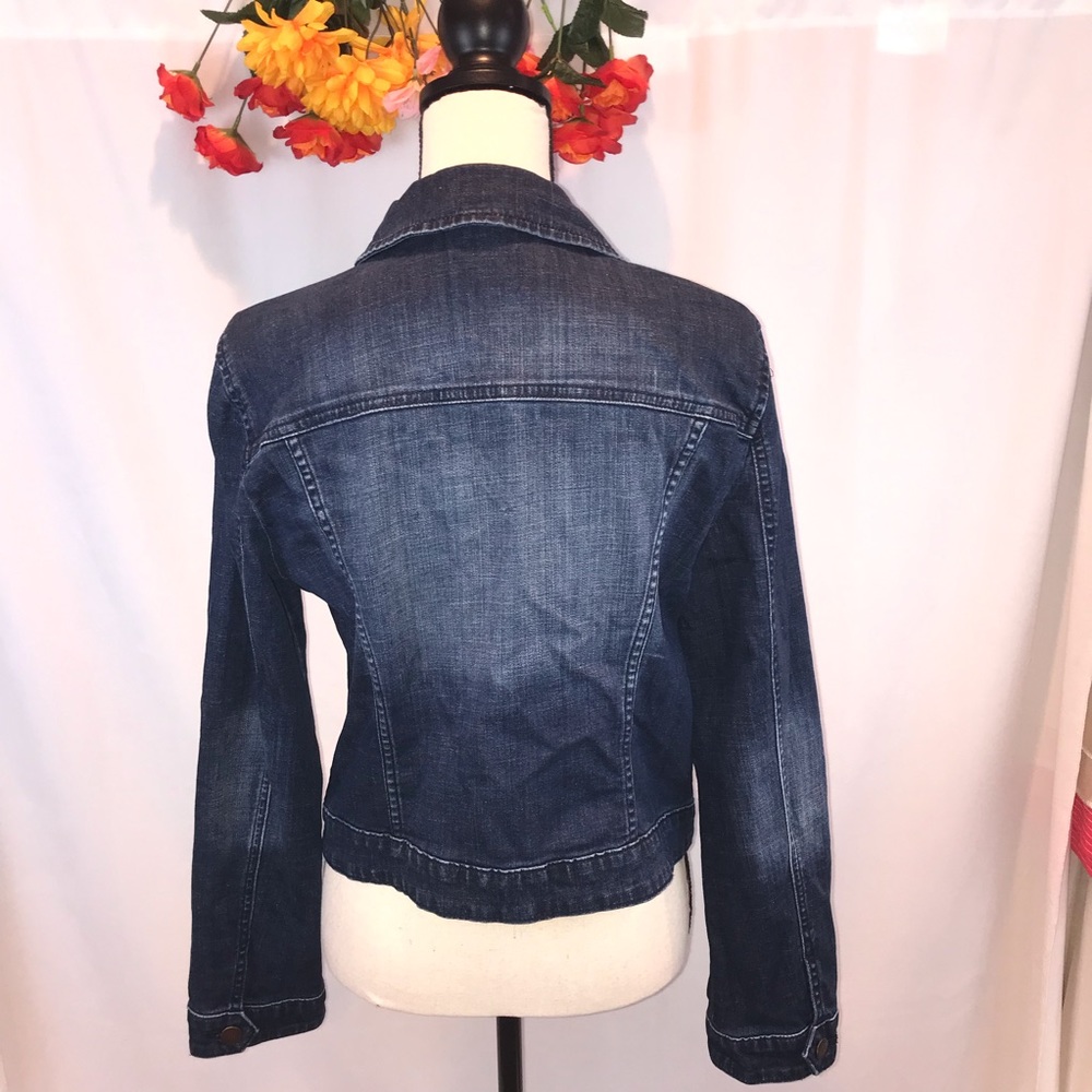 Elle Jean Jacket - Picture 2 of 9